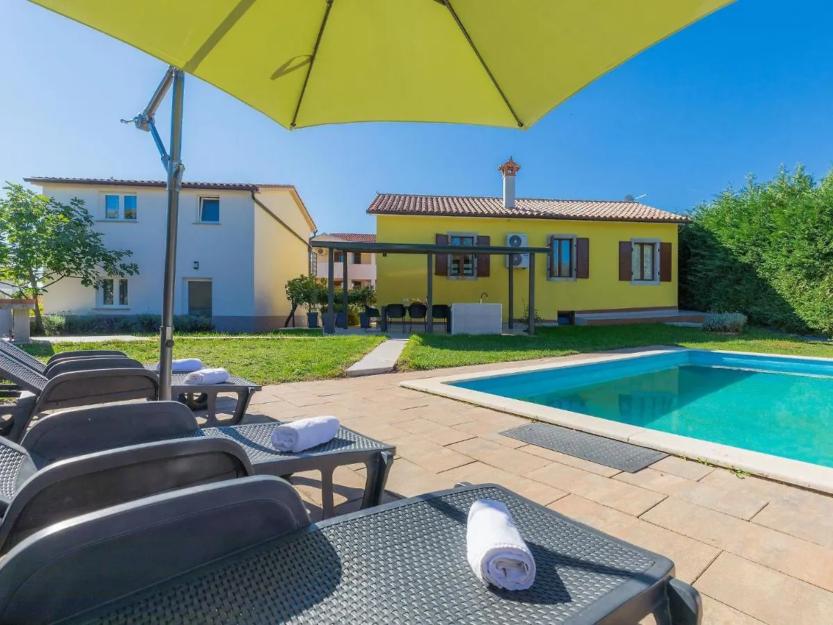 Holiday Home Corina By Interhome